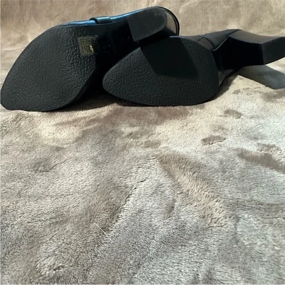 NWOB Belle by Sigerson Morrison Black “Floria" Booties - Picture 6 of 6